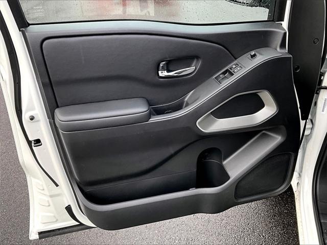 2025 Nissan Frontier King Cab SV 4x4