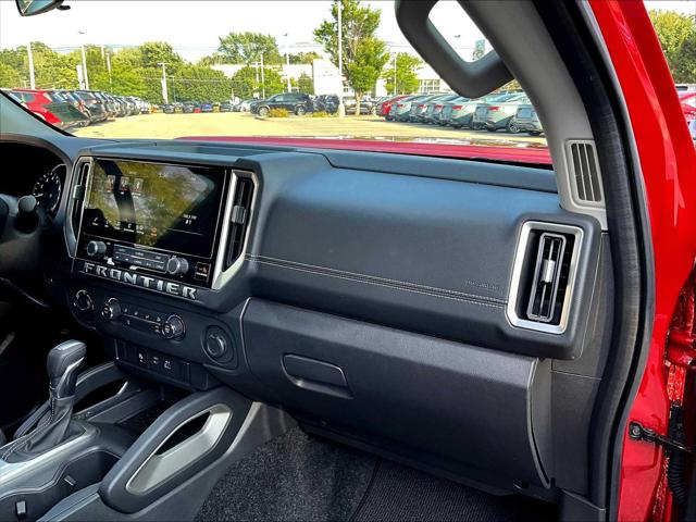2025 Nissan Frontier King Cab SV 4x4