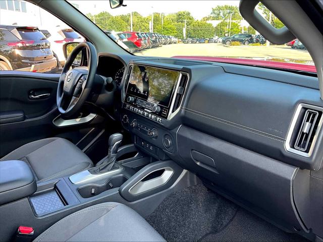 2025 Nissan Frontier King Cab SV 4x4