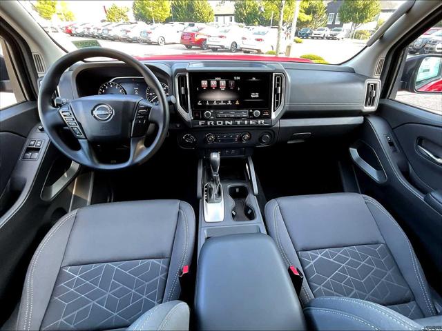 2025 Nissan Frontier King Cab SV 4x4
