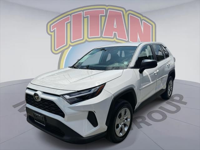 2023 Toyota RAV4 LE [18]