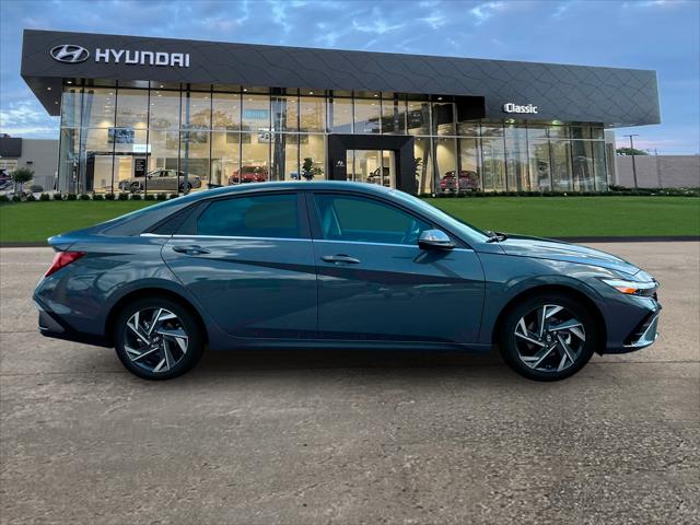 2025 Hyundai Elantra Limited