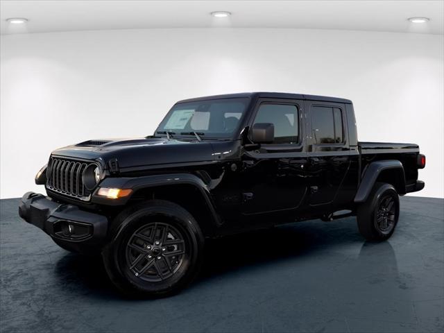 2025 Jeep Gladiator GLADIATOR SPORT S 4X4 2025 Jeep Gladiator GLADIATOR SPORT S 4X4