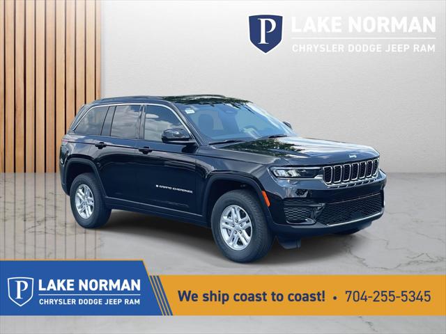 2025 Jeep Grand Cherokee GRAND CHEROKEE LAREDO 4X4