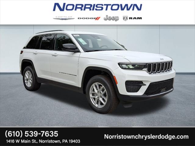 2025 Jeep Grand Cherokee GRAND CHEROKEE LAREDO X 4X4