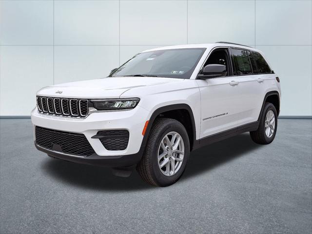 2025 Jeep Grand Cherokee GRAND CHEROKEE LAREDO X 4X4