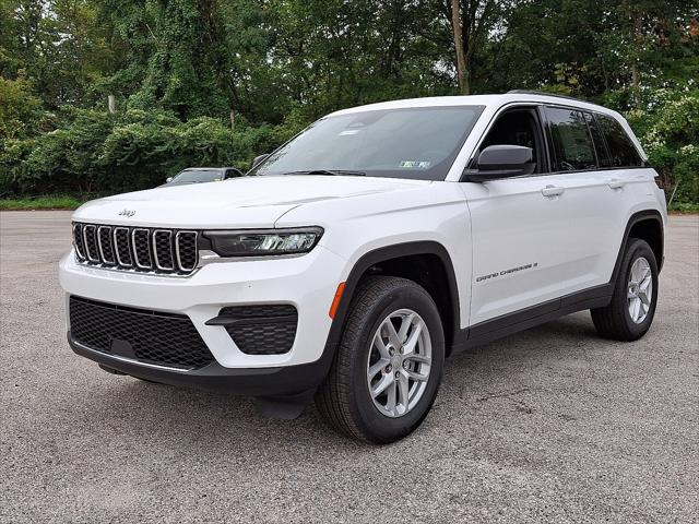 2025 Jeep Grand Cherokee GRAND CHEROKEE LAREDO X 4X4