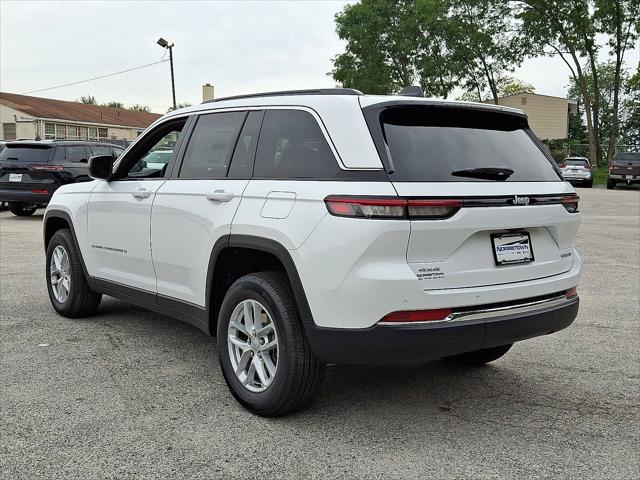 2025 Jeep Grand Cherokee GRAND CHEROKEE LAREDO X 4X4