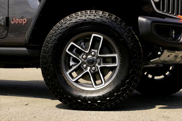 2025 Jeep Gladiator GLADIATOR MOJAVE 4X4