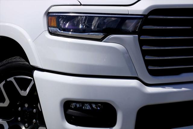 2026 RAM Ram 1500 RAM 1500 LARAMIE CREW CAB 4X2 57 BOX