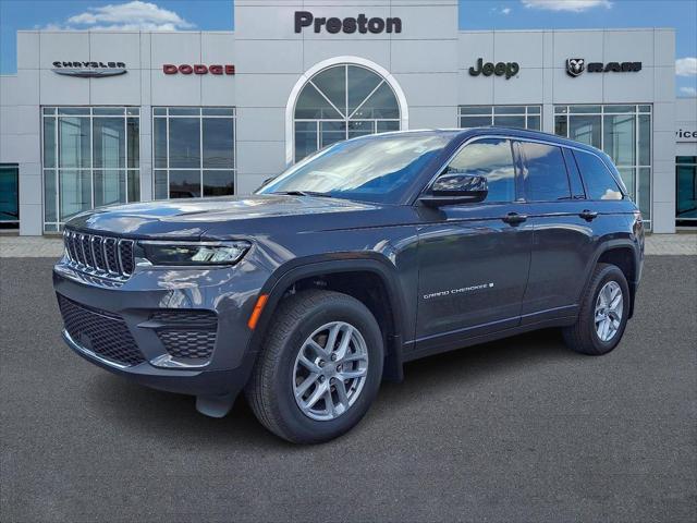 2025 Jeep Grand Cherokee GRAND CHEROKEE LAREDO X 4X4