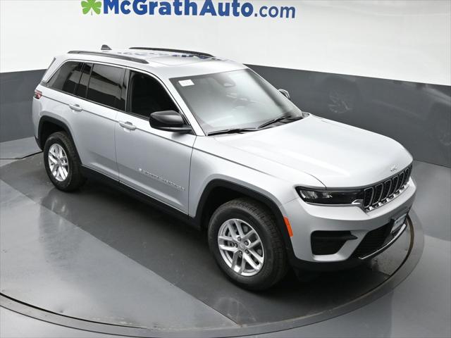 2025 Jeep Grand Cherokee GRAND CHEROKEE LAREDO X 4X4