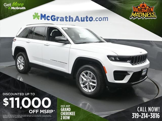 2025 Jeep Grand Cherokee GRAND CHEROKEE LAREDO X 4X4