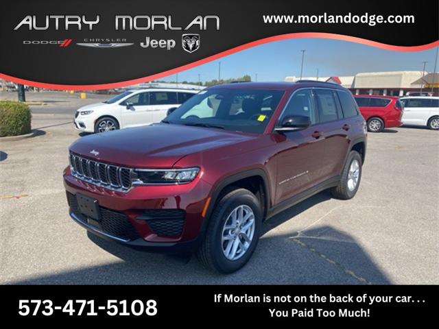 2025 Jeep Grand Cherokee GRAND CHEROKEE LAREDO X 4X4