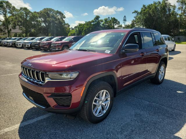 2025 Jeep Grand Cherokee GRAND CHEROKEE LAREDO X 4X4 2025 Jeep Grand Cherokee GRAND CHEROKEE LAREDO X 4X4