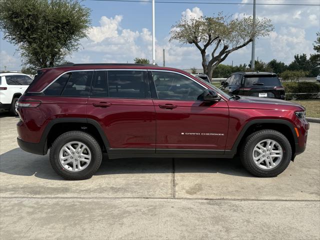2025 Jeep Grand Cherokee GRAND CHEROKEE LAREDO 4X2