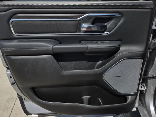 2026 Ram 1500 Laramie Crew Cab 4x4 5'7" Box