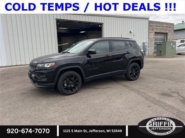 2025 Jeep Compass COMPASS LATITUDE 4X4