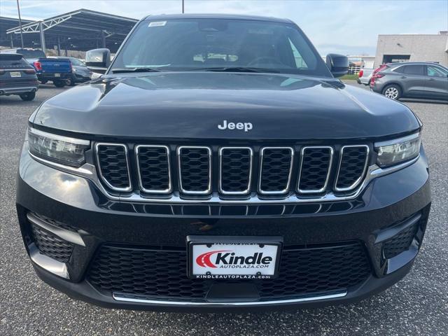 2025 Jeep Grand Cherokee GRAND CHEROKEE LAREDO X 4X4