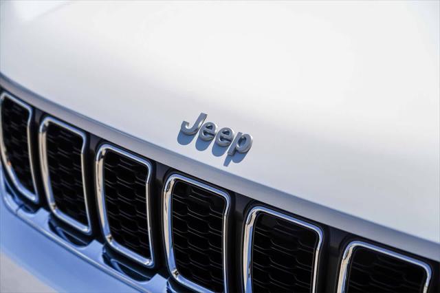 2025 Jeep Grand Cherokee GRAND CHEROKEE LAREDO X 4X4 2025 Jeep Grand Cherokee GRAND CHEROKEE LAREDO X 4X4