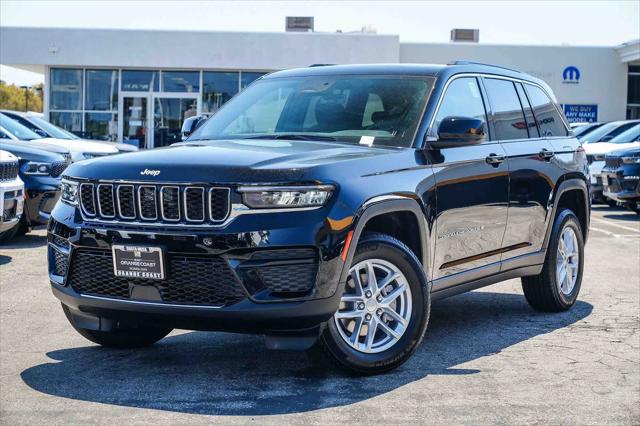 2025 Jeep Grand Cherokee GRAND CHEROKEE LAREDO X 4X4 2025 Jeep Grand Cherokee GRAND CHEROKEE LAREDO X 4X4