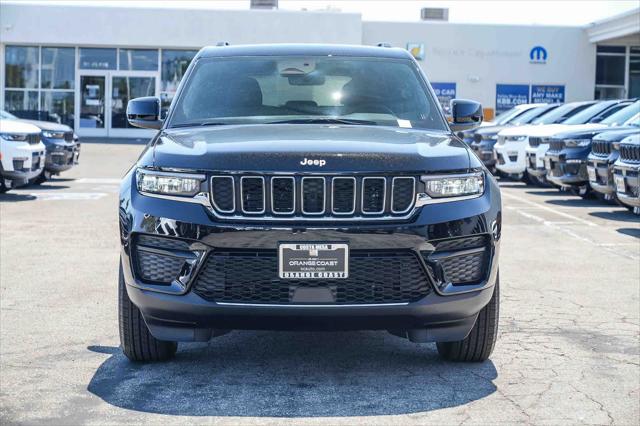 2025 Jeep Grand Cherokee GRAND CHEROKEE LAREDO X 4X4 2025 Jeep Grand Cherokee GRAND CHEROKEE LAREDO X 4X4