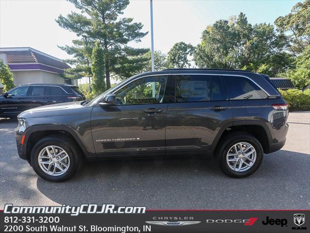 2025 Jeep Grand Cherokee GRAND CHEROKEE LAREDO X 4X4