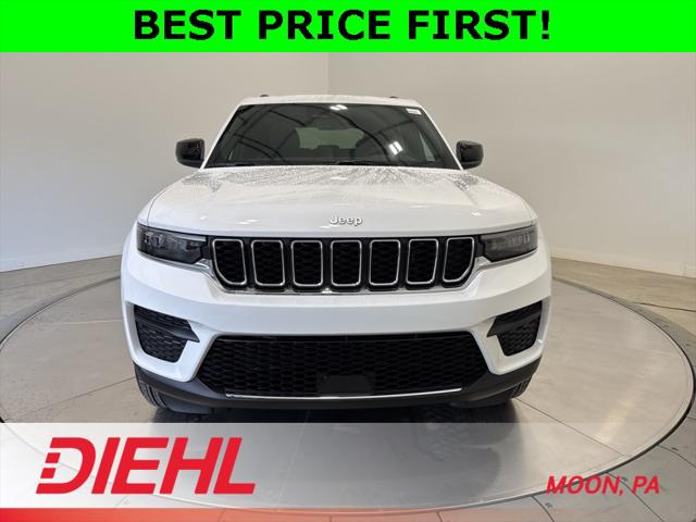 2025 Jeep Grand Cherokee GRAND CHEROKEE LAREDO X 4X4