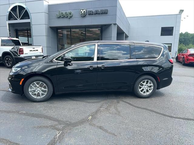 2025 Chrysler Pacifica PACIFICA SELECT