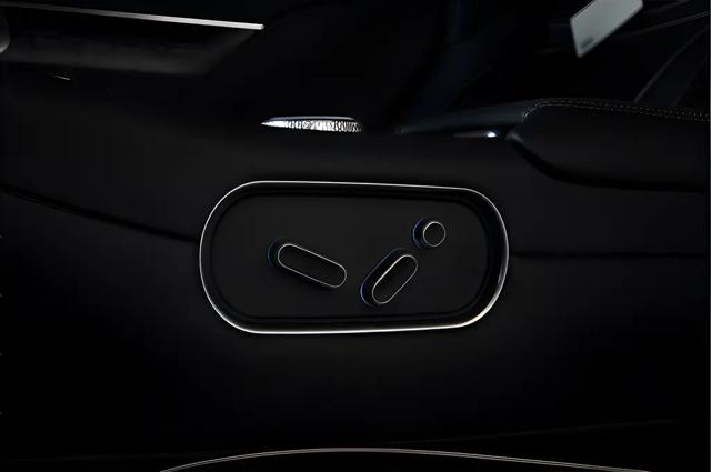 2025 Genesis G90 3.5T e-SC