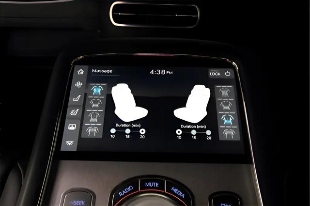 2025 Genesis G90 3.5T e-SC