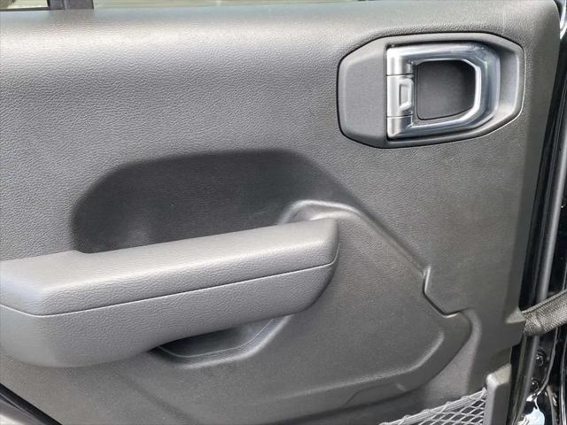 2025 Jeep Wrangler 4-Door Summit 4x4