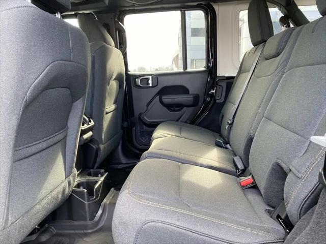 2025 Jeep Wrangler 4-Door Summit 4x4