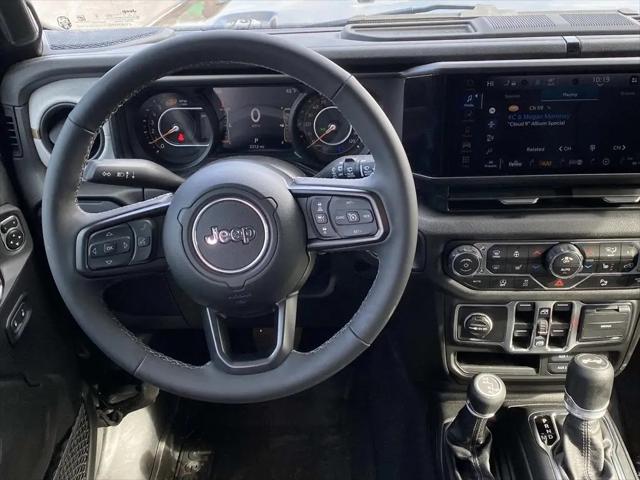 2025 Jeep Wrangler 4-Door Summit 4x4