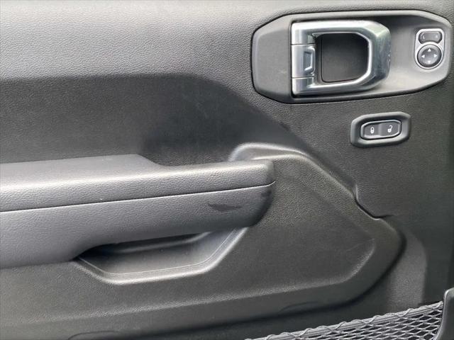 2025 Jeep Wrangler 4-Door Summit 4x4