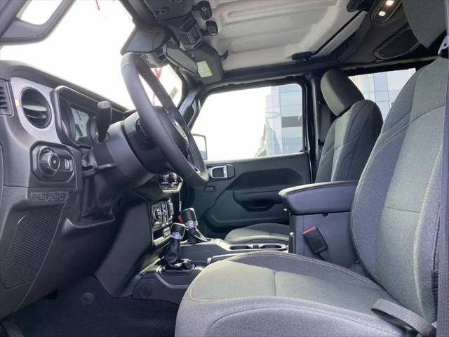 2025 Jeep Wrangler 4-Door Summit 4x4