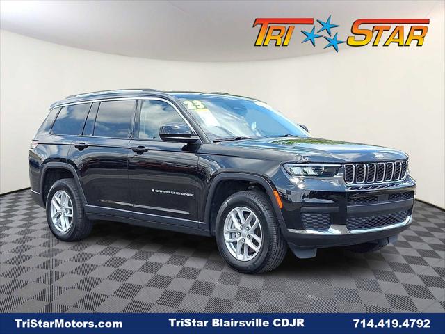 2023 Jeep Grand Cherokee L Laredo 4x4 2023 Jeep Grand Cherokee L Laredo 4x4