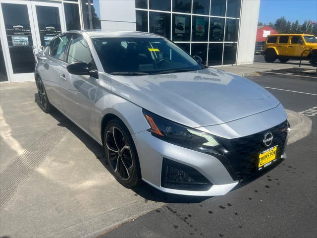 2023 Nissan Altima SR FWD 2023 Nissan Altima SR FWD