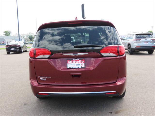 2020 Chrysler Pacifica Touring L Plus 2020 Chrysler Pacifica Touring L Plus