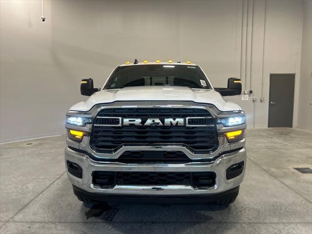2025 RAM Ram 2500 RAM 2500 TRADESMAN CREW CAB 4X4 64 BOX