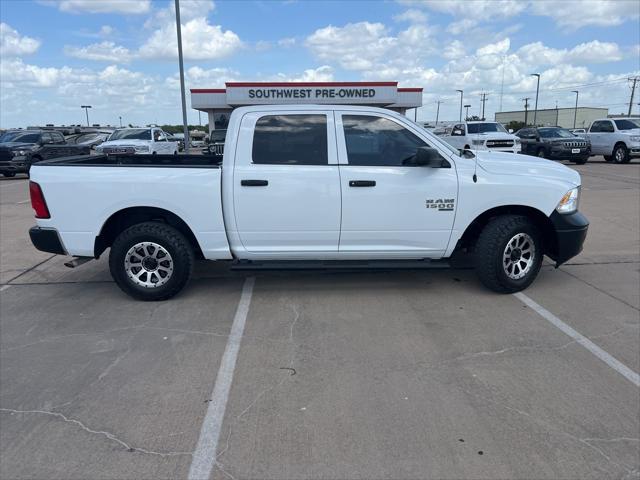2022 RAM 1500 Classic Tradesman Crew Cab 4x4 57 Box