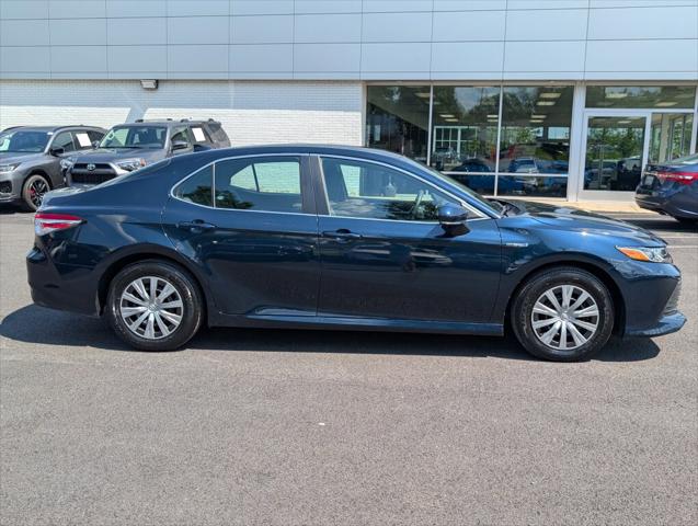 2020 Toyota Camry LE Hybrid