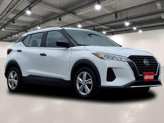 2021 Nissan Kicks S Xtronic CVT