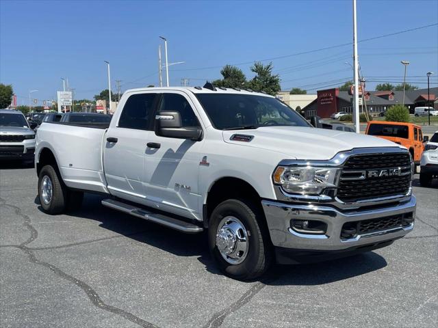 2024 RAM 3500 Big Horn Crew Cab 4x4 8 Box