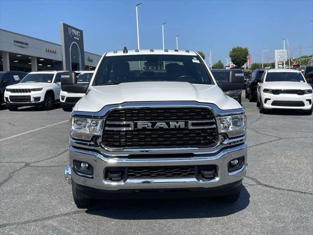 2024 RAM 3500 Big Horn Crew Cab 4x4 8 Box