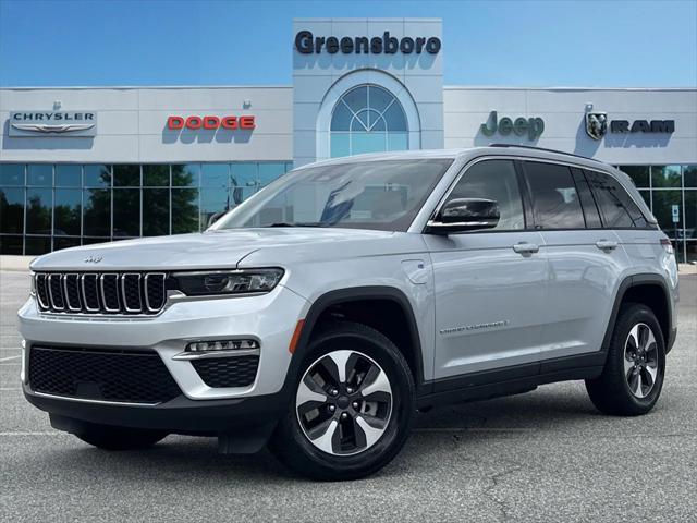 2022 Jeep Grand Cherokee 4xe Limited 4x4 2022 Jeep Grand Cherokee 4xe Limited 4x4