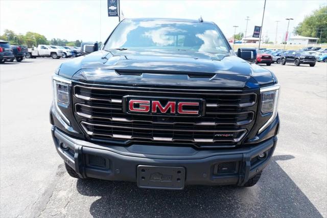 2023 GMC Sierra 1500 4WD Crew Cab Short Box AT4X