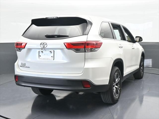2019 Toyota Highlander LE