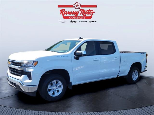 2023 Chevrolet Silverado 1500 4WD Crew Cab Standard Bed LT
