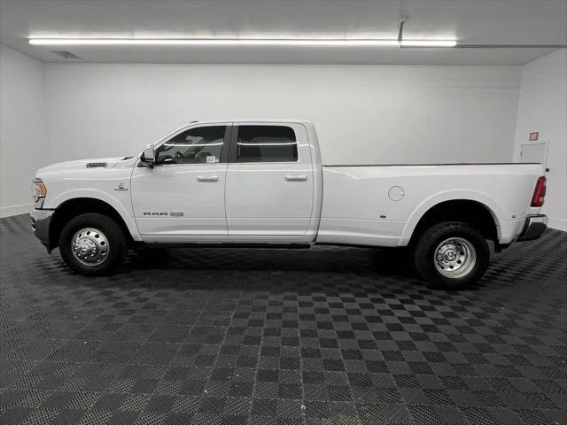 2020 RAM 3500 Laramie Longhorn Crew Cab 4x4 8 Box